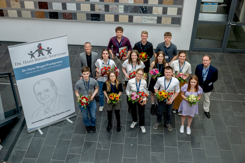 Wildauer Schüler gewinnt „Dr. Hans Riegel-Fachpreis“, Zeuthen